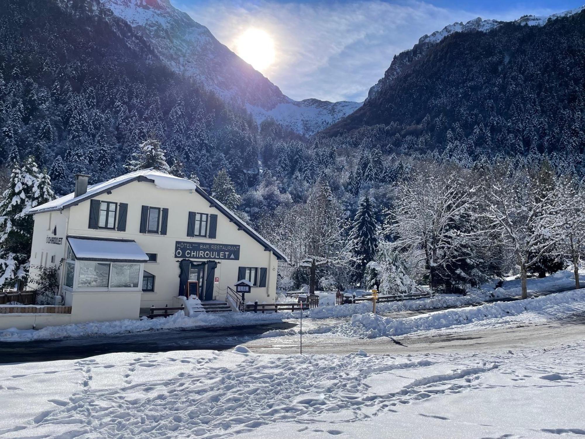 Hotel O Chiroulet Баньєр-де-Бігорр Екстер'єр фото